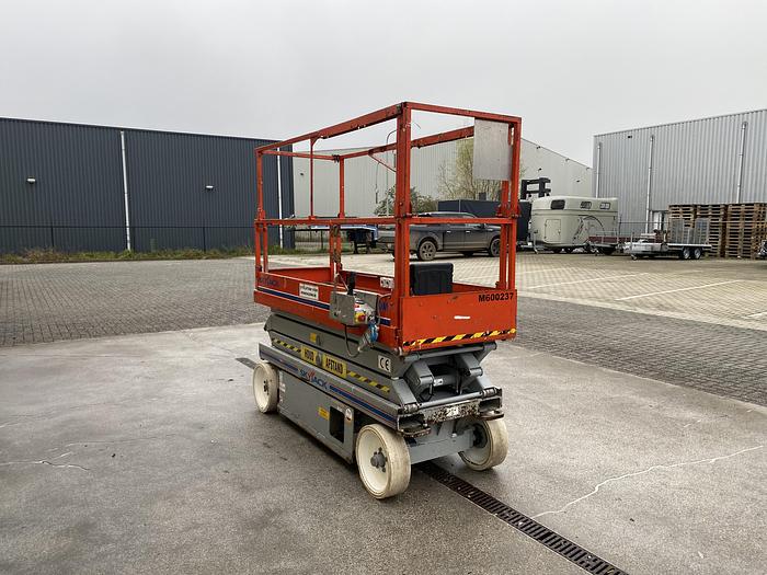 Gebruikt 2006 Skyjack SJ 3220, Schaar hoogwerker, 8 meter