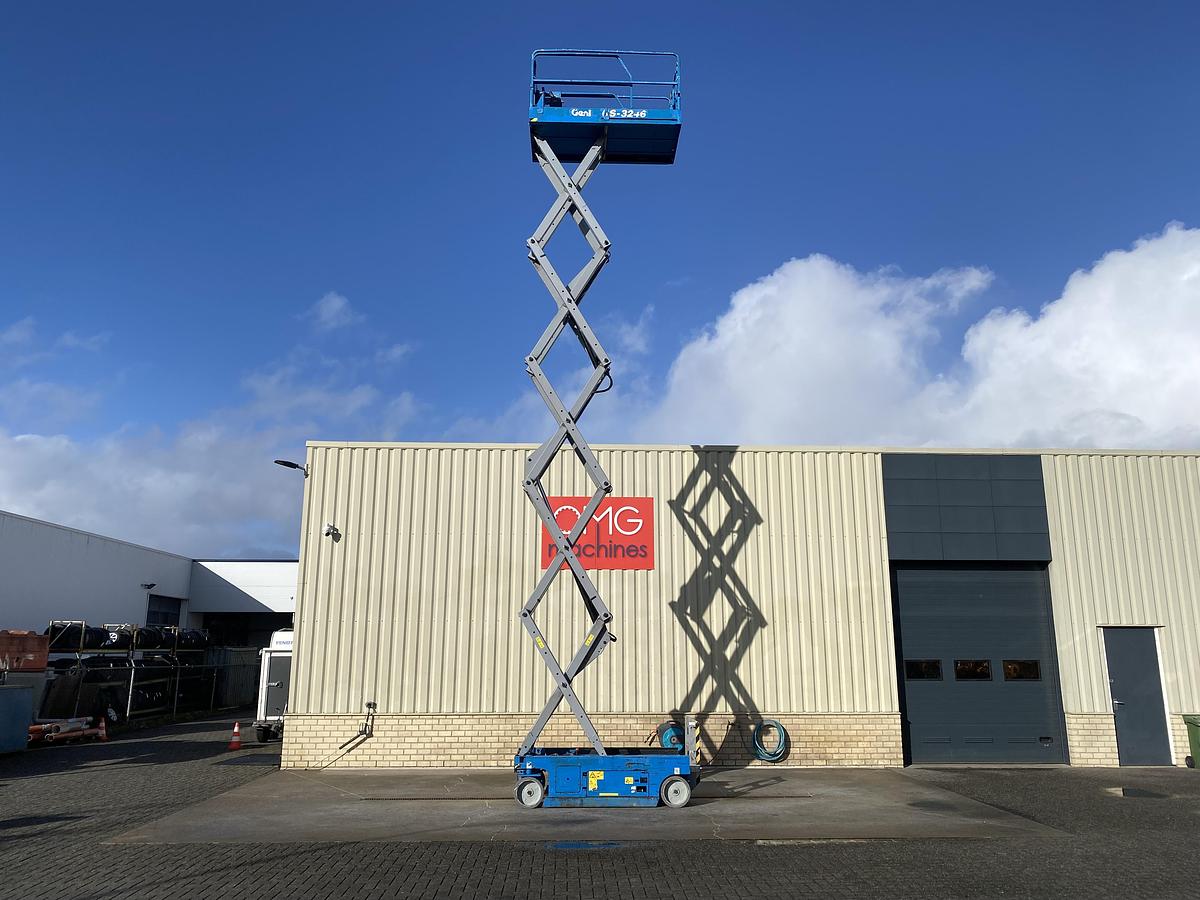 Gebruikt 2010 Genie GS3246, Schaar hoogwerker, 12 meter