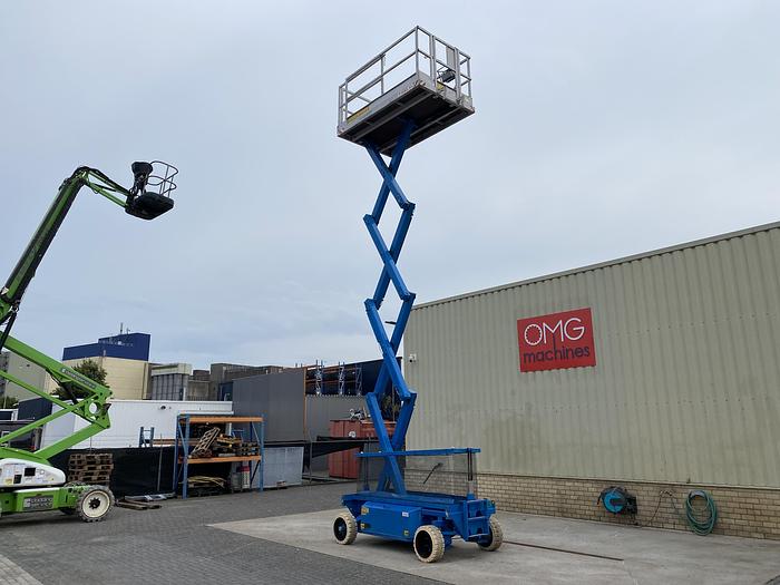 Gebruikt 1998 Holland Lift Monostar Y83EL16, schaar hoogwerker, 10 meter