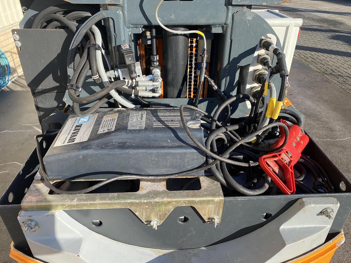 Gebruikt 2011 ATN PIAF 1000R, Hoogwerker, 10 meter