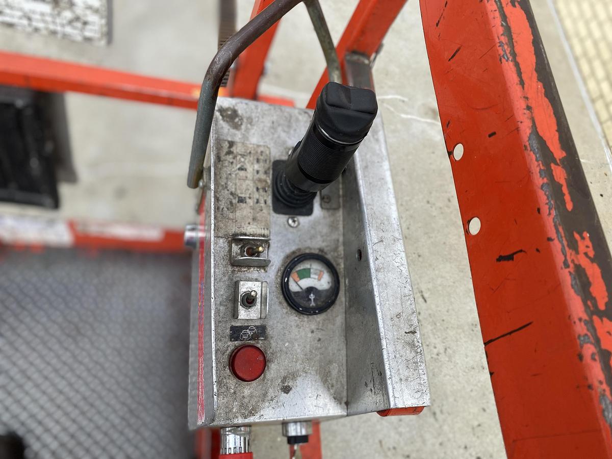 Gebruikt 2005 Skyjack SJIII-3219, Schaarhoogwerker, 8 meter