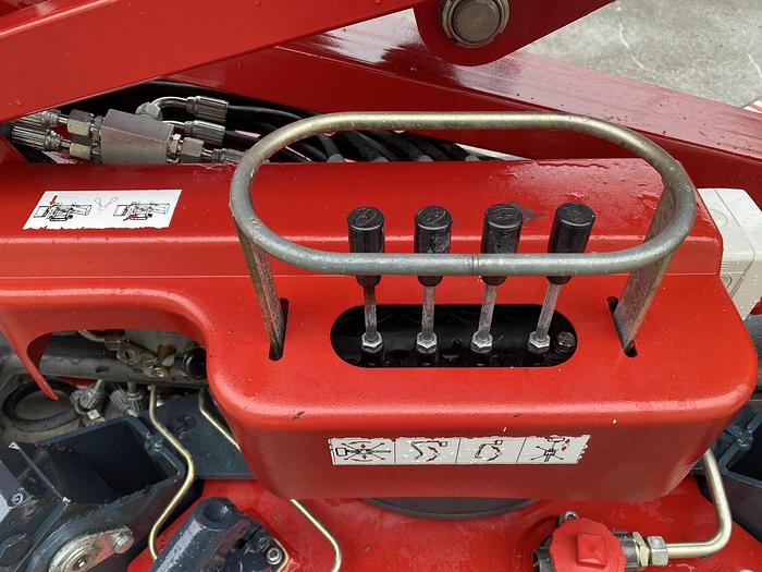 Gebruikt 2004 Hinowa Goldlift 14.68, Spin hoogwerker