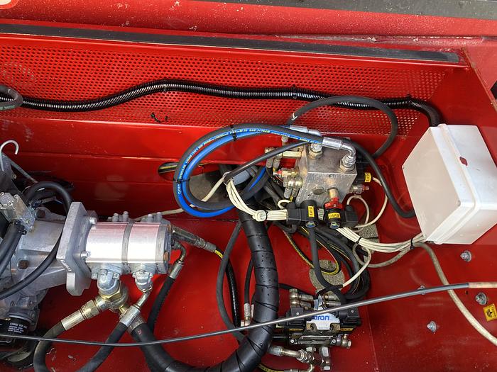 Gebruikt 2001 Airo SF1200-D-4WD, 4x4 Schaar hoogwerker, 14 meter