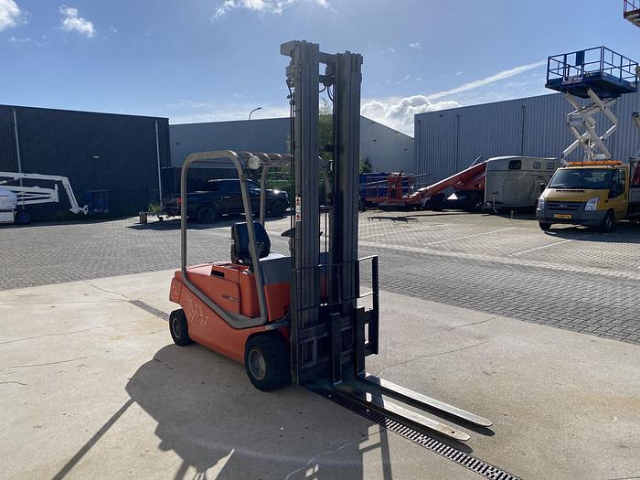 Gebruikt 1999 BT CBE 2.0F, Heftruck, Elektro, 620 cm.