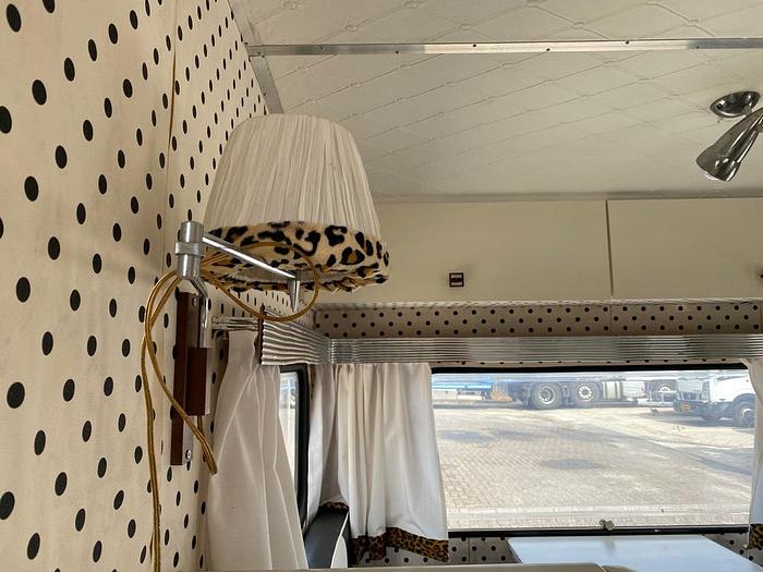 Gebruikt Knaus Foodtruck / Festival Caravan