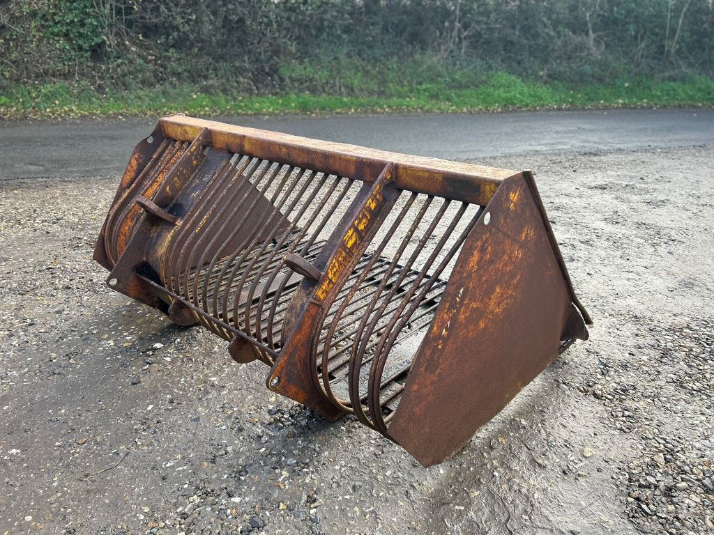 Used Sugarbeet Bucket for Sale at LBG Machinery, Ltd.