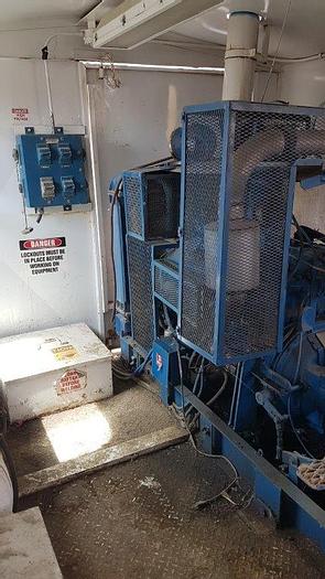 Used SJ PETRO SJ300 TRIPLEX MUD PUMP