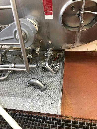 Used DCI 14000GAL HORIZONTAL MILK STORAGE TANK