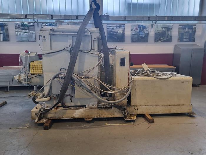 Used 700 LITER (WORKING) BATTAGGION KNEAKER EXTRUDER - T-316 S/S - JACKETED