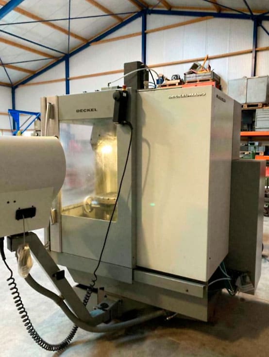 Used Deckel Maho DMU35-M - Vertical machining centre - 2001