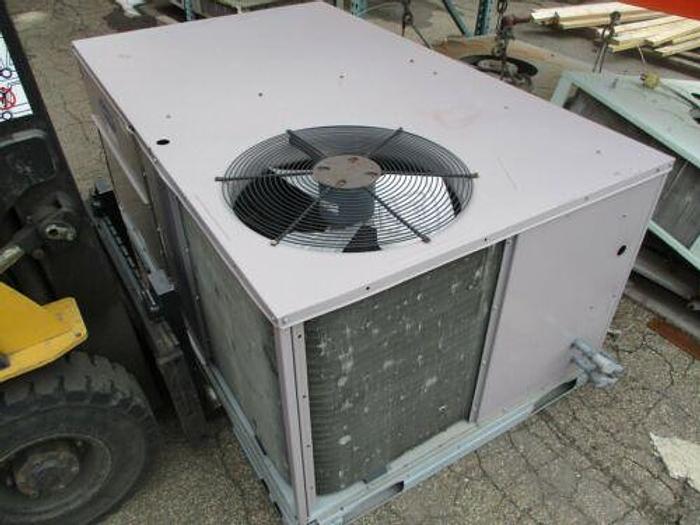 Used 2002 Carrier Rooftop Unit 4-ton 48TFE005---511--