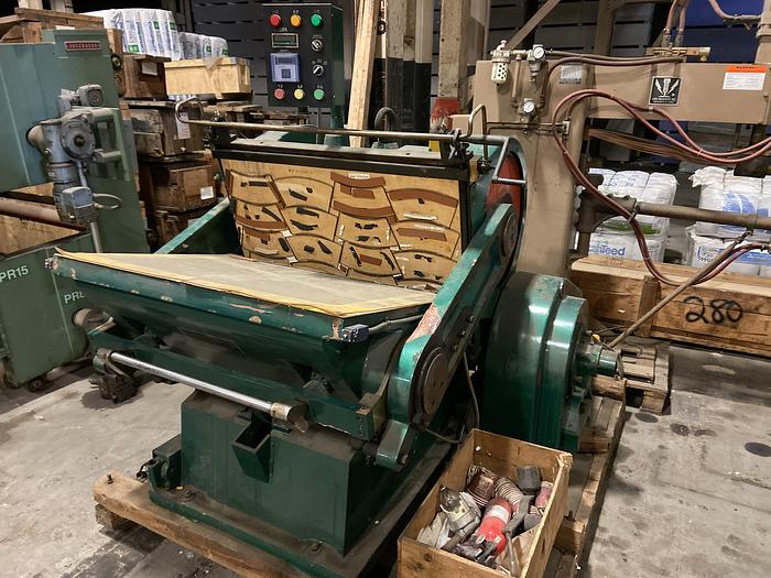 Used MAIXIS INDUSTRIAL CORP CLAMP PRESS