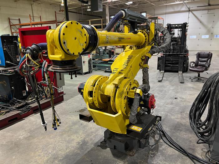 Used FANUC M900iA/260L, CLEANED AND TESTED, ONLY 2,067 HOURS
