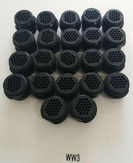 *PREOWNED* LOT OF 22 Amp 206838-2 Circular Connector + FAST SHIPPING!