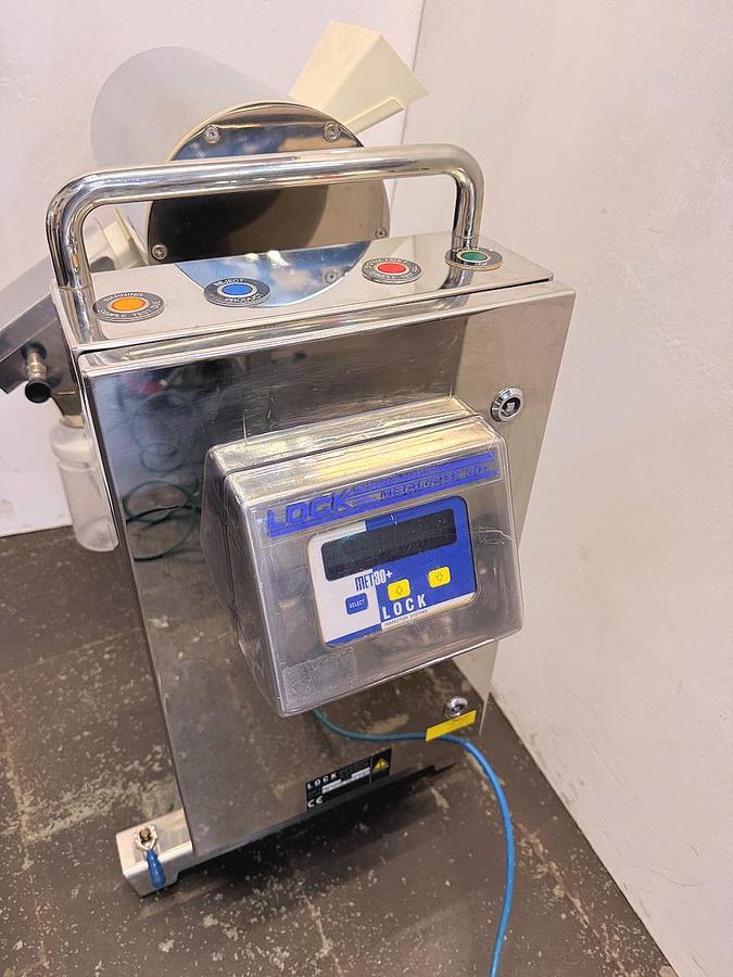 Used U 17223 E - Metal Detector LOCK MET 30+