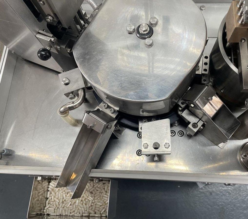 Used G 16316 D - Capsule Filler for Powder HARRO HÖFLIGER KFM III