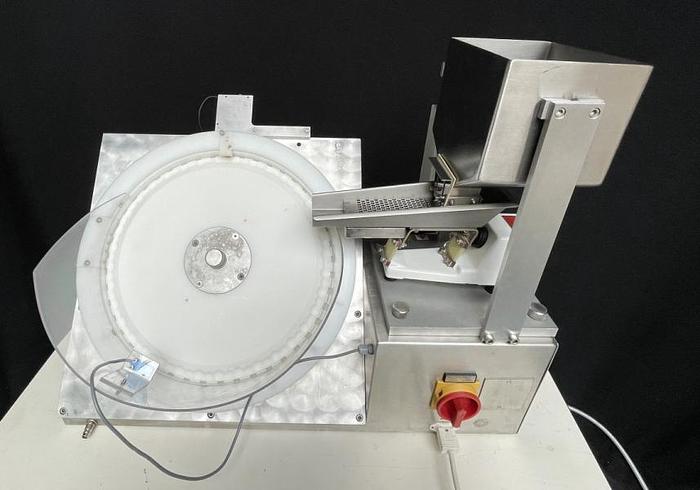 Used I 15491 D - Tablet Counting Machine for Tablets SIG