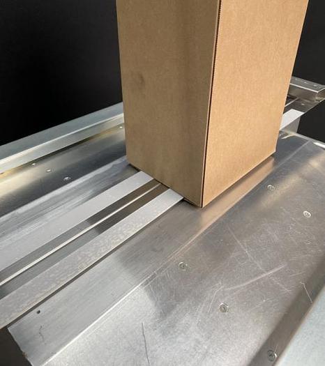 Used O 15571 D - Closing Machine for Cartons SOCO T 10