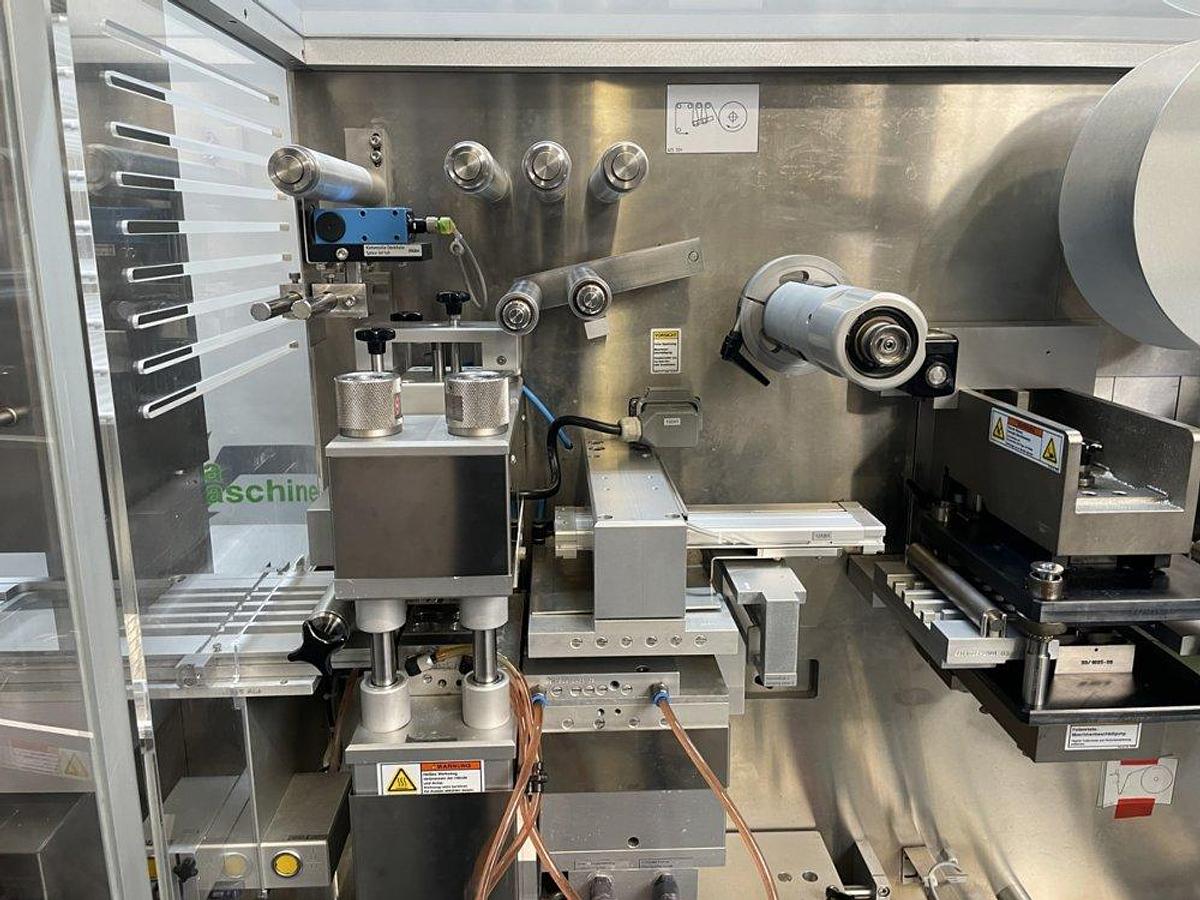 Used I 17265 D - Blister Machine - PVC/ALU - ALU/ALU UHLMANN B 1240