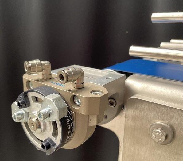 Used P 16390 D - Pneumatic feed conveyor belt