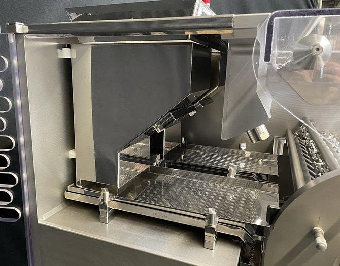 Used R 16130 D - Checkweigher for Capsules and Tablets HARRO HÖFLIGER OMNICONTROL
