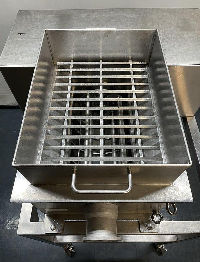 Used C 17019 D - Granulator FREWITT MF 8 