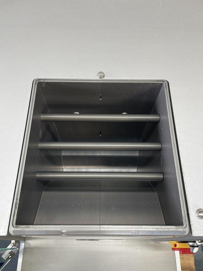 Used G 17120 D - Recycap 12 capsule separating machine HARRO HÖFLIGER