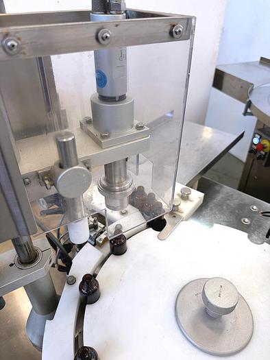 Used J 16268 E - Liquid Filler / Screw Capper OMAS MINIBLOC / TRI-1000