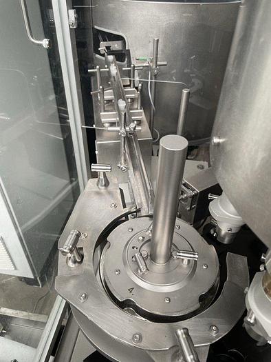 Used L 16084 D -  Screw Capper and dropper inserter GRONINGER KVK 206