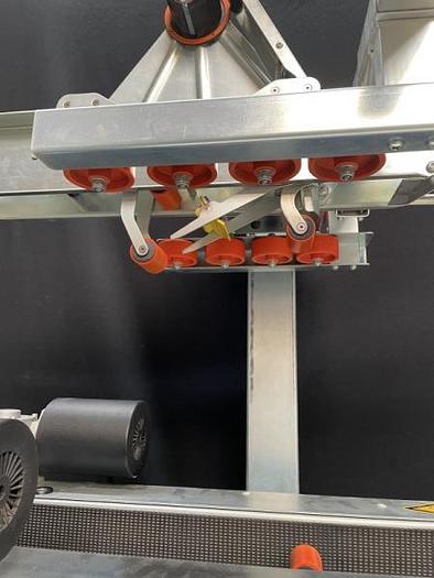 Used O 15571 D - Closing Machine for Cartons SOCO T 10