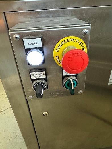 Used J 16268 E - Liquid Filler / Screw Capper OMAS MINIBLOC / TRI-1000