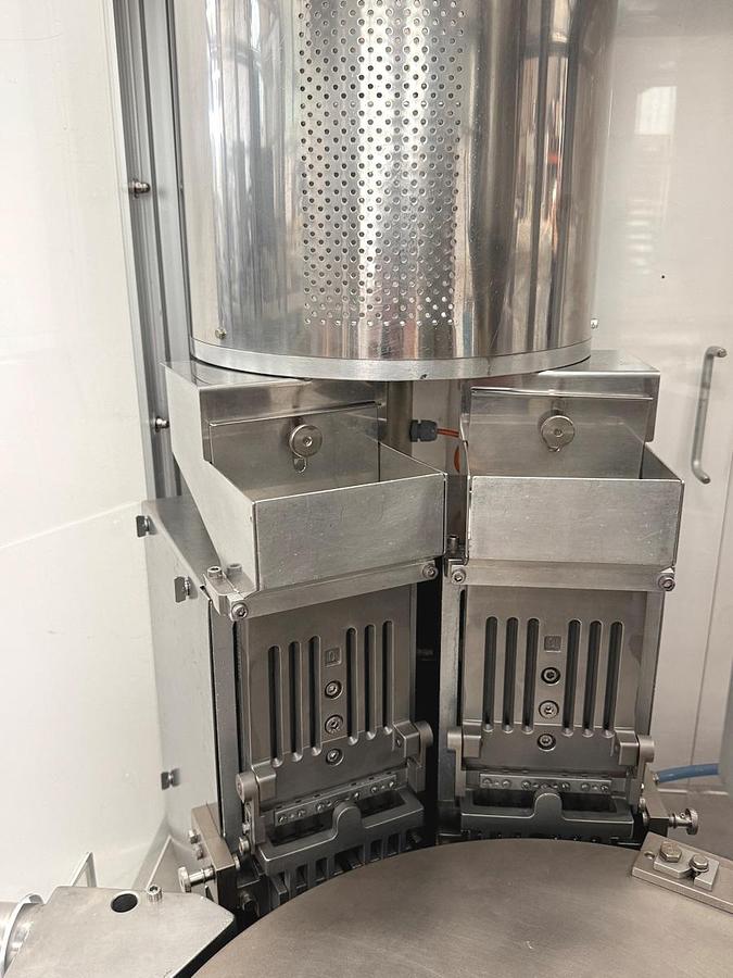 Used G 17030 E - Capsule Filler BOSCH GKF 1500 for Powders and Pellets