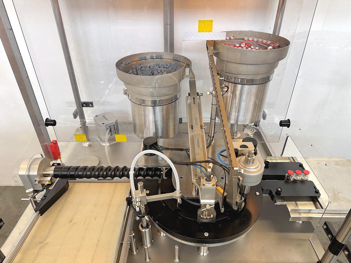 Used J 17300 E - Vial Filler, Stopper Inserter, Cap Closer FLEXICON FMB 200L