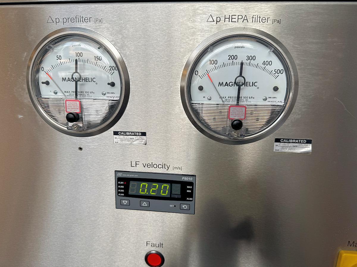 Used J 17028 E - Ampoule Filling and Closing Machine Bausch + Ströbel AFV 4015