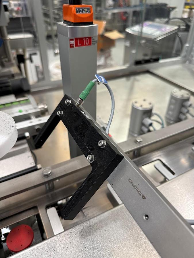 Used J 13000 E - Liquid Filling, Closing and Packaging Line GRONINGER DFV 4005 / MCS 202L / OPTIMA CMF