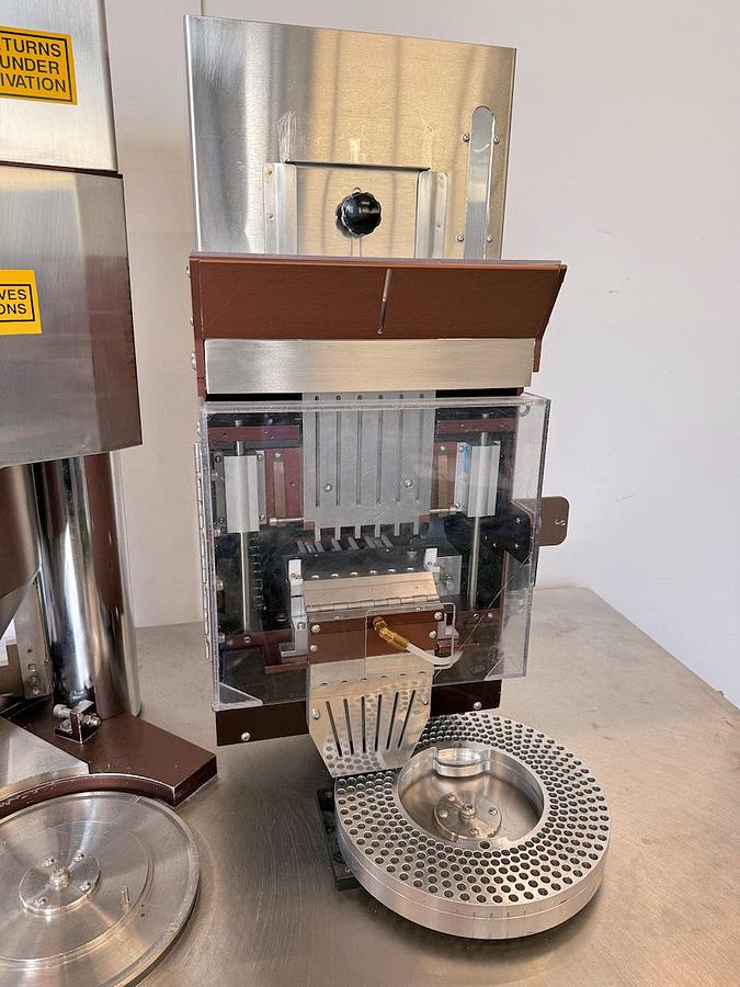 Used G 13031 E - Capsule Filler Schaefer Model 10 'Quali-Fill' Semi-Automatic