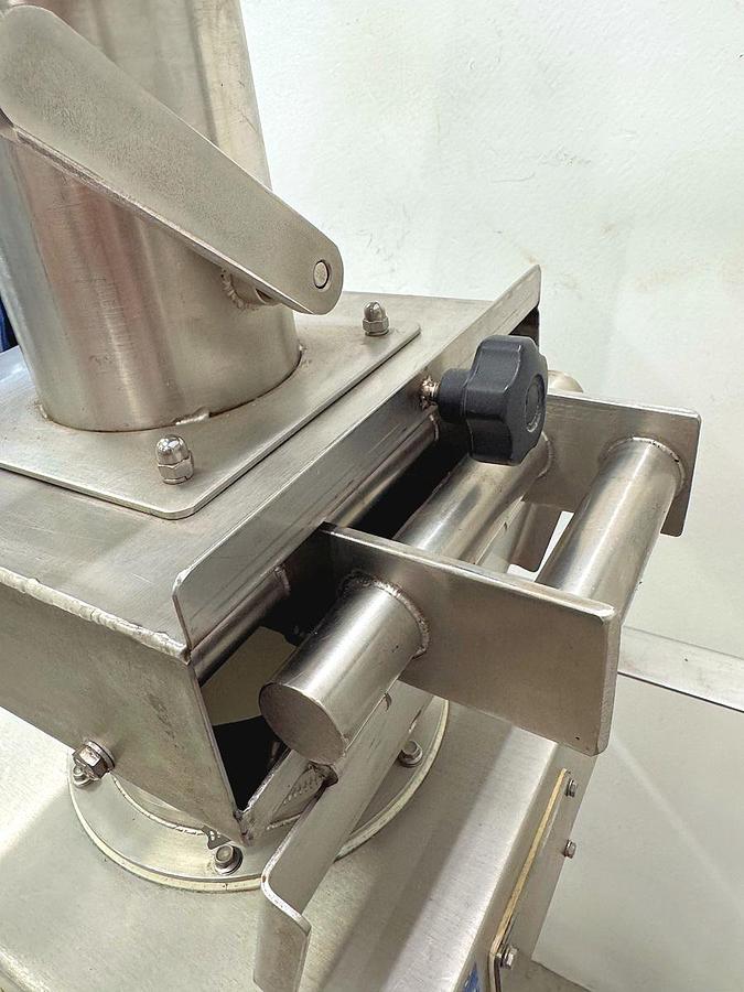 Used U 15827 E - Metal Detector for Powders LOCK INSIGHT with particle removal