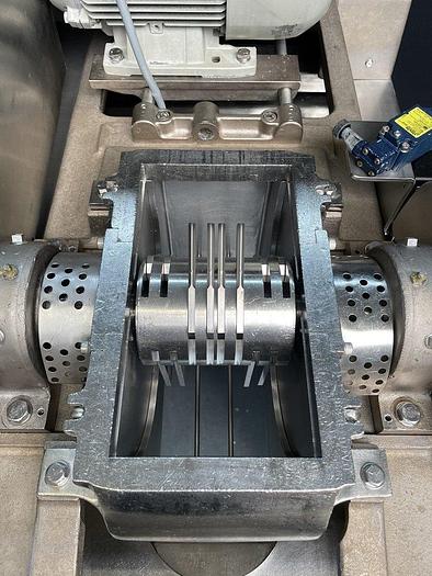 Used C 16365 D - FITZPATRICK Fitz Mill DA 06 Hammer / knife mill