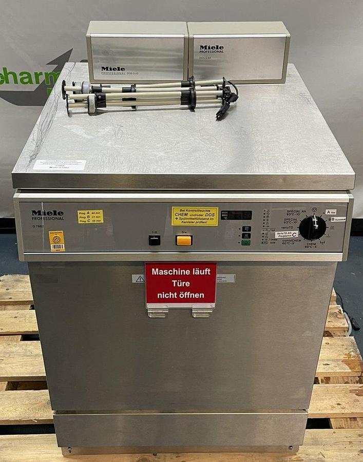 Used Q 17008 D - cleaning and disinfection machine MIELE G 7882