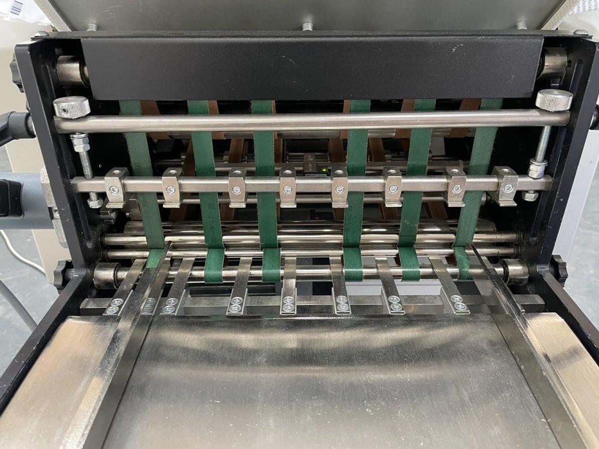 Used T 17022 D - Automatic Folding Machine GUK FA 36/4 KS 310