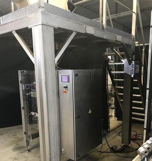 Used R 15834 D - Viking Masek Type E-250 Flow Wrap - Machine Type CM-B10 Multihead Weigher