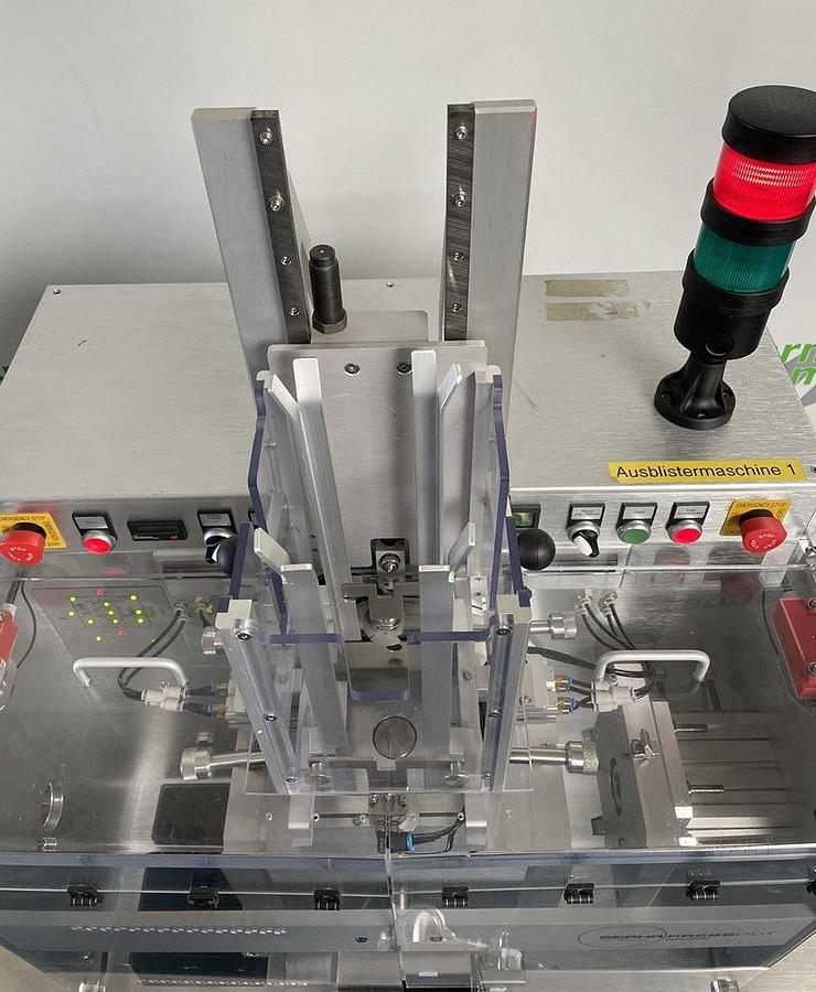 Used I 17016 D - Universal Deblistering Machine SEPHA PRESS OUT