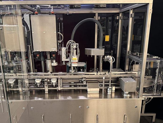 Used J 16159 D - Liquid Filling and Closing Line GRONINGER DFV 6000 - DECKERT AVR 200
