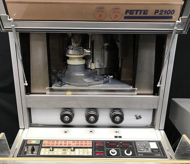 Used F 15996 D - FETTE P 2100 Tablet Press EU-BBS 47 Stations