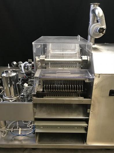 Used J 15636 D - Washing, Sterilising, Filling and Closing Line BOSCH AVR / RUR / TLQ