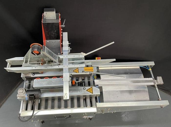 Used O 15571 D - Closing Machine for Cartons SOCO T 10