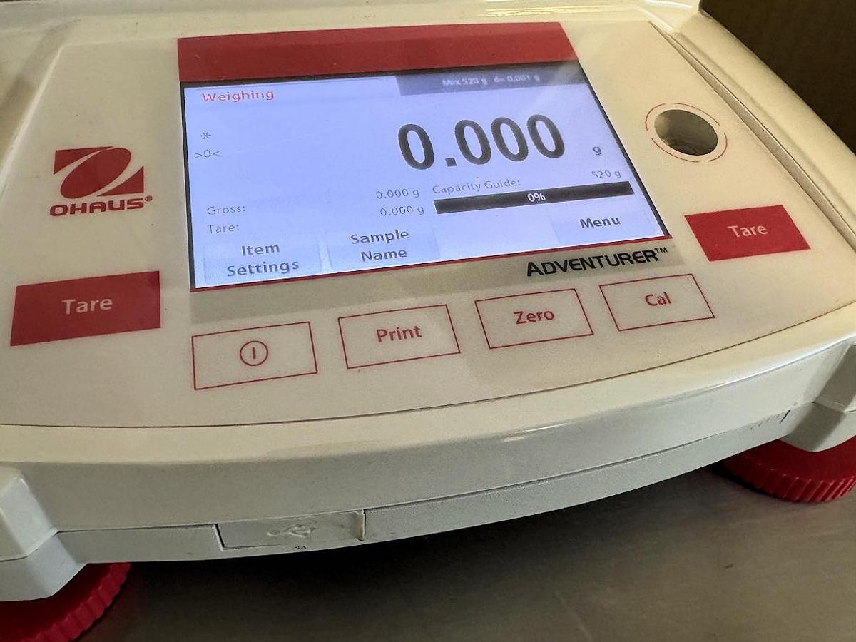 Used W 16570 E - Precision Balance OHAUS ADVENTURER AX523