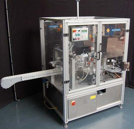 Used M 15034 D - Labeller for shaped bottles HERMA SONDER