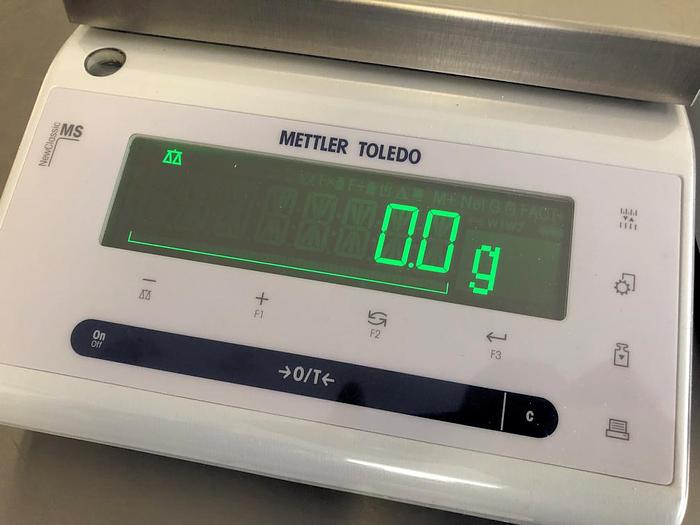 Used R 15822 E - Balance METTLER TOLEDO MS8001S/01 - Precision