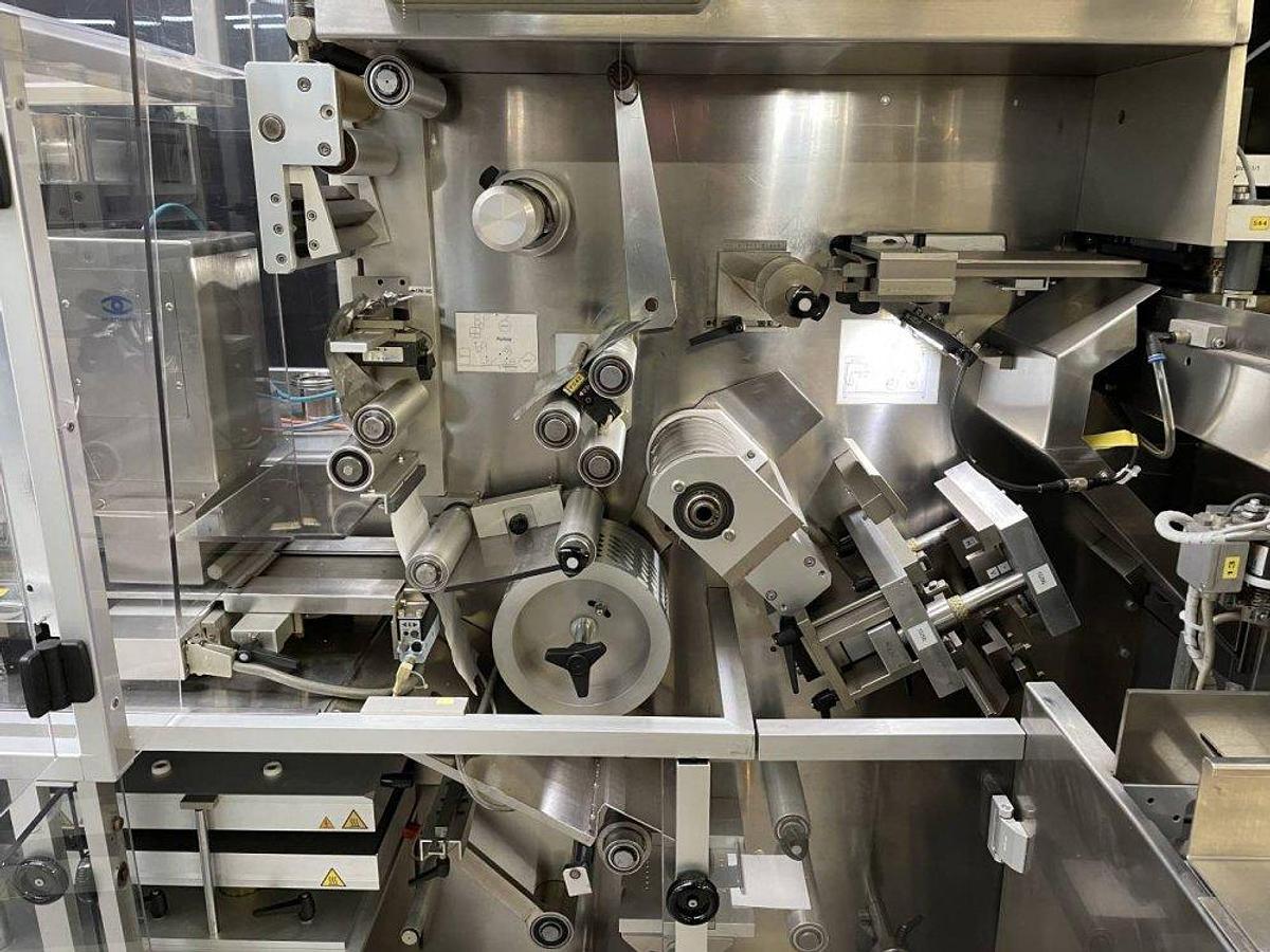 Used I 16483 D - Blisterpacker and Cartoning machine IMA C70